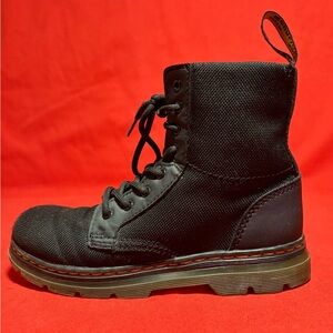 Dr. Martens shoes for Kids Size 2 - EUC